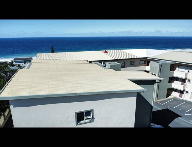 2 BEDROOM APARTMENT FOR SALE IN MANABA BEACH